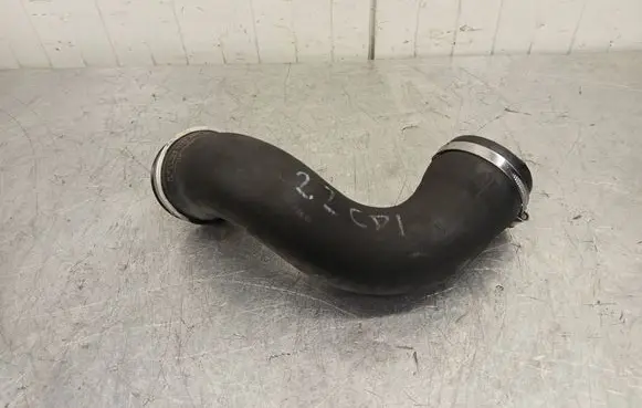 Mercedes-Benz E W211 Intercooler hose/pipe A2115283182 A2115200701