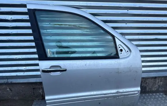 Mercedes-Benz ML W163 Front door