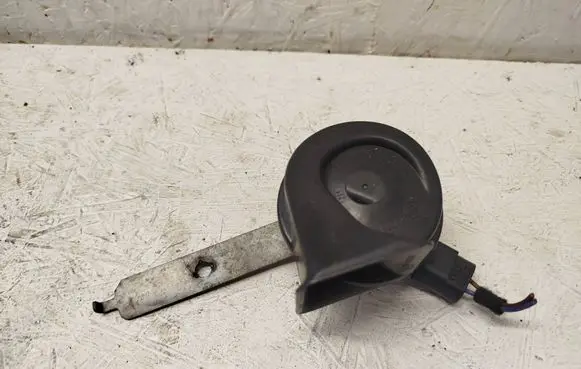 BMW X6 E71 Horn signal 7288095 6033FB2216