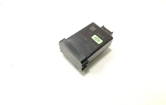 KIA Sportage Fuel injection pump control unit/module 958002S500 223126121 95942205E