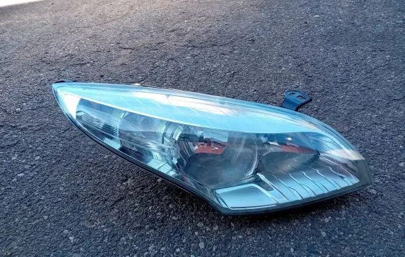 Renault Megane III Headlight/headlamp 260100017R 0251220909 030124420200