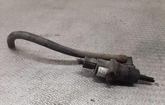 Audi A4 S4 B7 8E 8H Headlight washer pump 3B7955681
