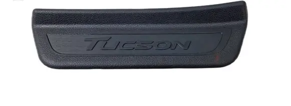 Hyundai Tucson TL Rear sill trim cover 85878D7000