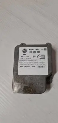 Volkswagen PASSAT B5.5 Airbag control unit/module 1C0909605 38020608A 5WK43121