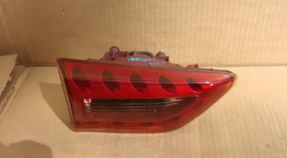 Infiniti QX70 S51 Tailgate rear/tail lights DO58