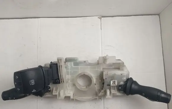Renault Master III Tailgate/trunk/boot open switch 681720005RBrenault