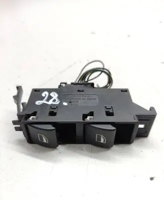 BMW 3 E46 Electric window control switch 6902179