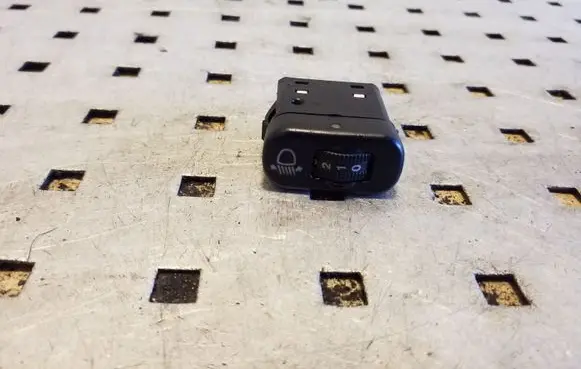 Volkswagen Crafter Headlight level adjustment motor 9065440131