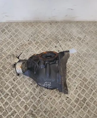 Mercedes-Benz E W212 Rear differential A2043510508