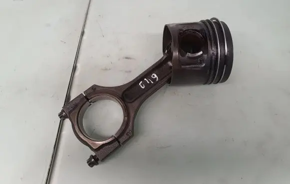 BMW 3 E90 E91 Piston with connecting rod 7803033 11257803033 8473776