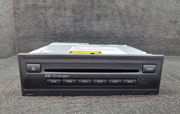Audi A6 S6 C6 4F CD/DVD changer 4E0910110E 4F0035110A