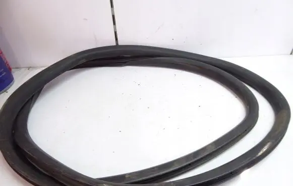 Seat Leon (5F) Front door rubber seal