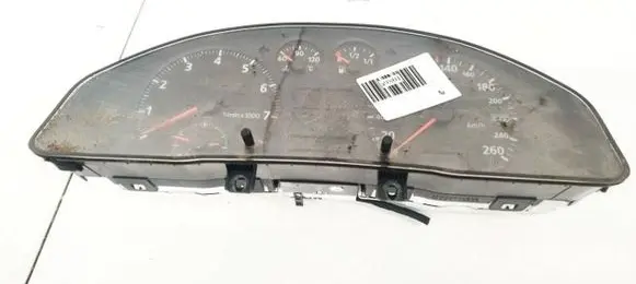 Audi A4 S4 B5 8D Speedometer (instrument cluster) AU0007001 AU-0007-001