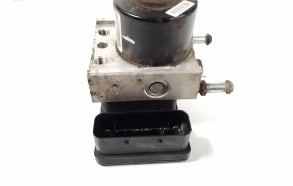 Suzuki Grand Vitara II ABS Pump X2T38371M1