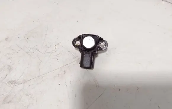 Mercedes-Benz ML W164 Air pressure sensor A0061431428 0261230144