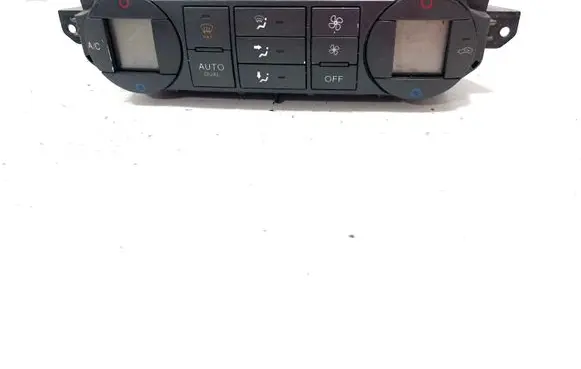 Ford Focus C-MAX Climate control unit 3M5T18C612AG WHVA05620