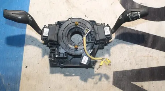 Ford Fusion Indicator stalk HG9T14B522BBW