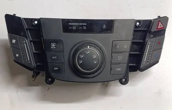 Hyundai i40 Climate control unit 97250-3ZRC0 97250-3ZXXX C20034-5210A