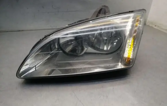 Ford Focus Headlight/headlamp 4M5113W030AD 4M5113K060BA VP4M5X13K060BA