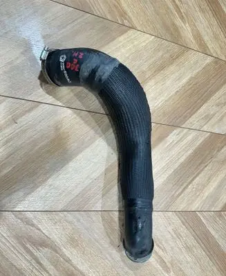 Chrysler 300 - 300C Intercooler hose/pipe 04861690AC 51959