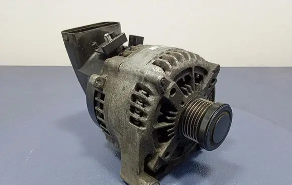 BMW 7 F01 F02 F03 F04 Generator/alternator 7605060