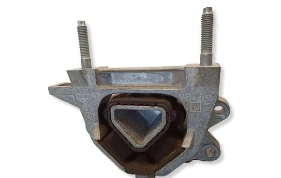 Opel Mokka B Engine mount bracket 