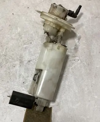 Chrysler Voyager Fuel injection high pressure pump 04809698AA 721AB26132078