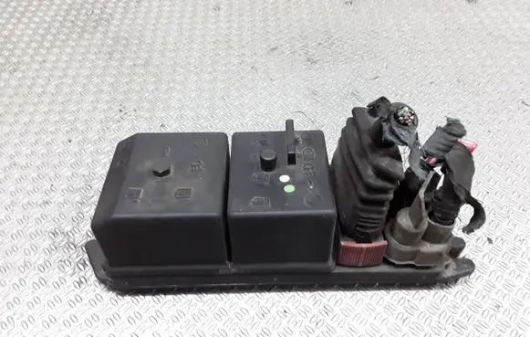 Alfa Romeo 166 Fuse module