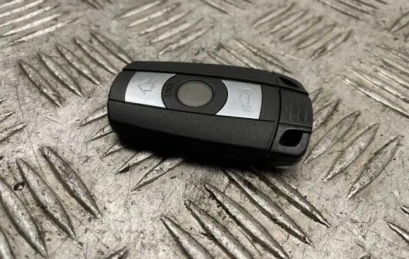 Ignition key/card