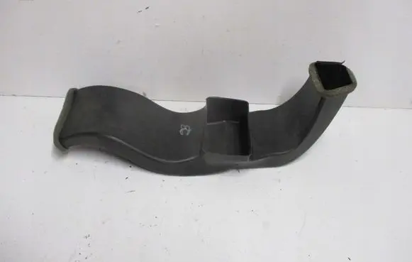 BMW 2 Active Tourer U06 Cabin air duct channel 105720500A
