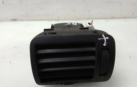 Volkswagen PASSAT B5 Dashboard side air vent grill/cover trim 3B0819703D