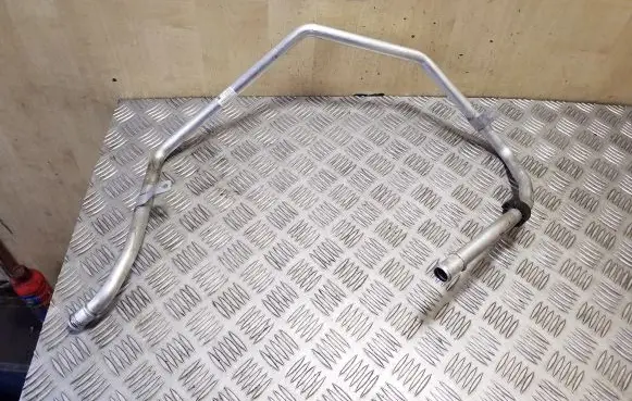 Porsche Cayenne (92A) Engine coolant pipe/hose 7P0819857D