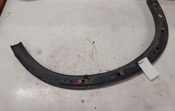 Volvo XC90 Front arch trim 30655181