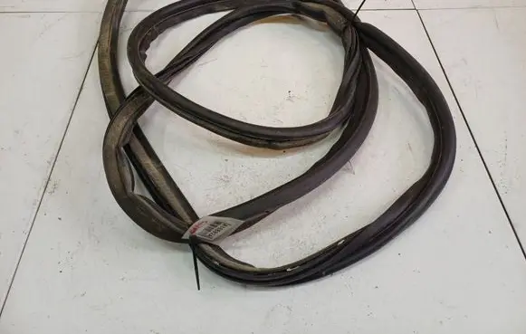 Citroen C8 Trunk rubber seal (body) 