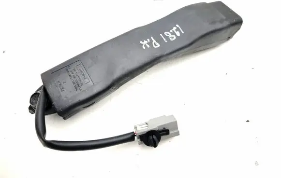 Tesla Model S Front seatbelt buckle 2460917 209AND302