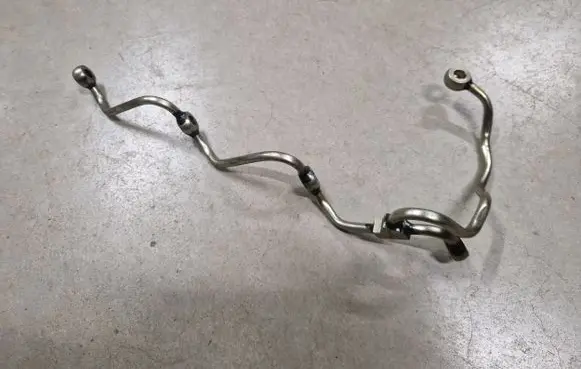 Mitsubishi L200 Fuel return line/hose 