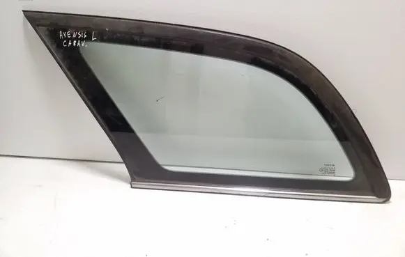 Toyota Avensis T250 Rear side window