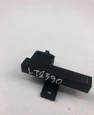 Audi A4 S4 B8 8K Keyless system antenna 8K0907247
