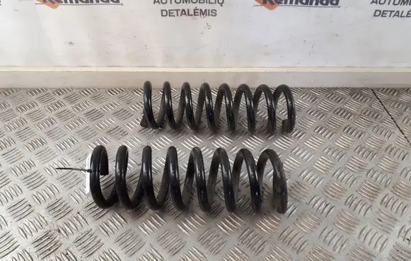 Mercedes-Benz E W212 Rear coil spring