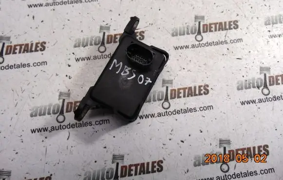 Mercedes-Benz S W221 ESP acceleration yaw rate sensor A0045423918