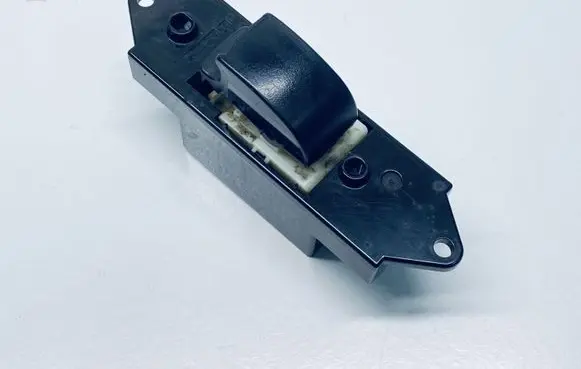 Mitsubishi ASX Electric window control switch MR587944