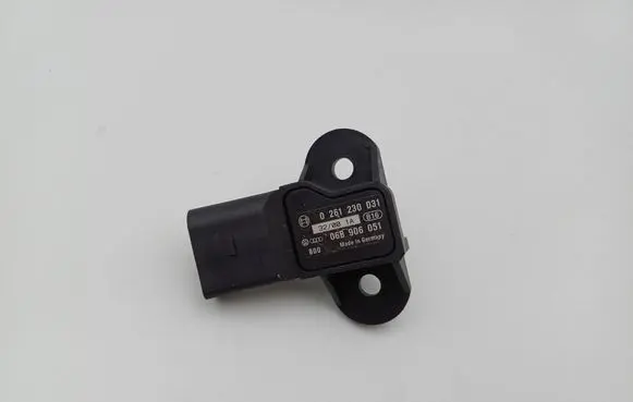 Volkswagen Lupo Air pressure sensor 0261230031 06B906051