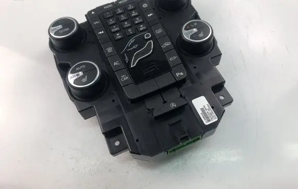 Volvo V40 Climate control unit 31398642