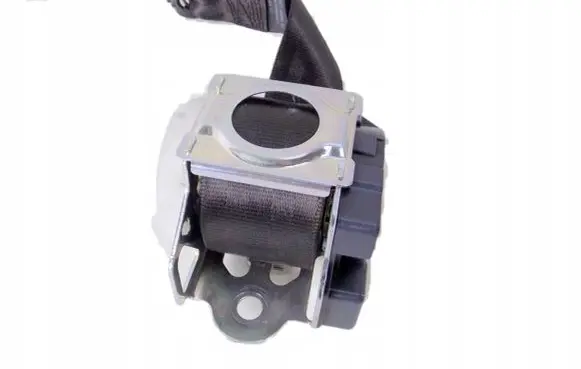 Audi TT TTS Mk2 Rear seatbelt