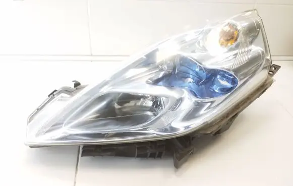 Nissan Leaf I (ZE0) Headlight/headlamp ICHIKOH1845