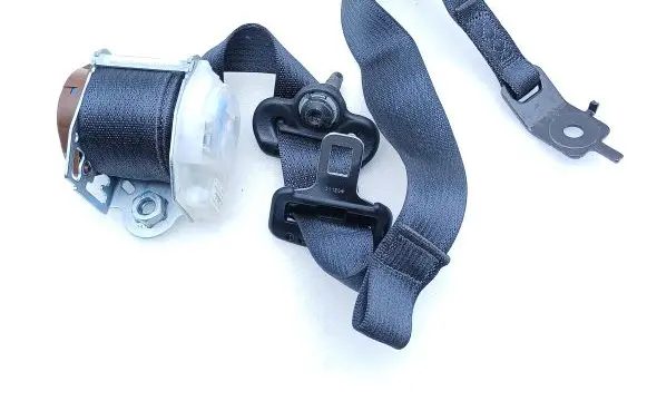Jeep Grand Cherokee Rear seatbelt 2455427