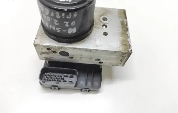 Hyundai Santa Fe ABS Pump 9566026200 5890026070 BH60111100