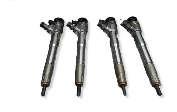 Renault Trafic III (X82) Fuel injector S27624888 0445110939