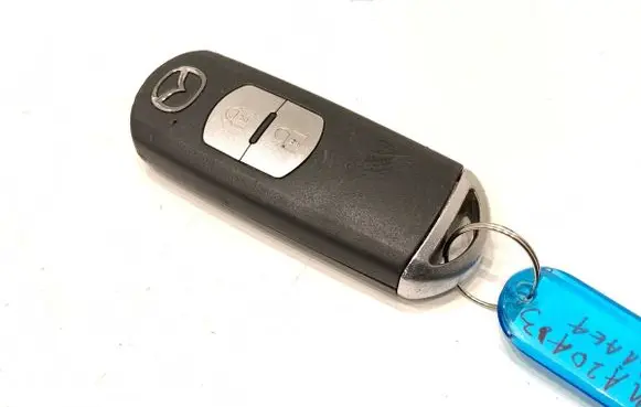 Mazda 3 II Ignition key/card SKE13E-01