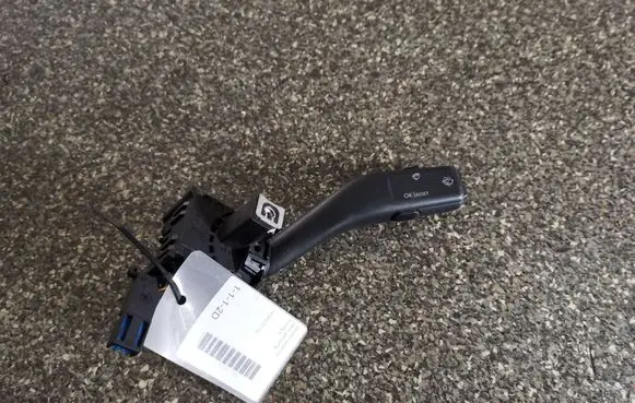 Volkswagen Eos Wiper control stalk 1K0953519C